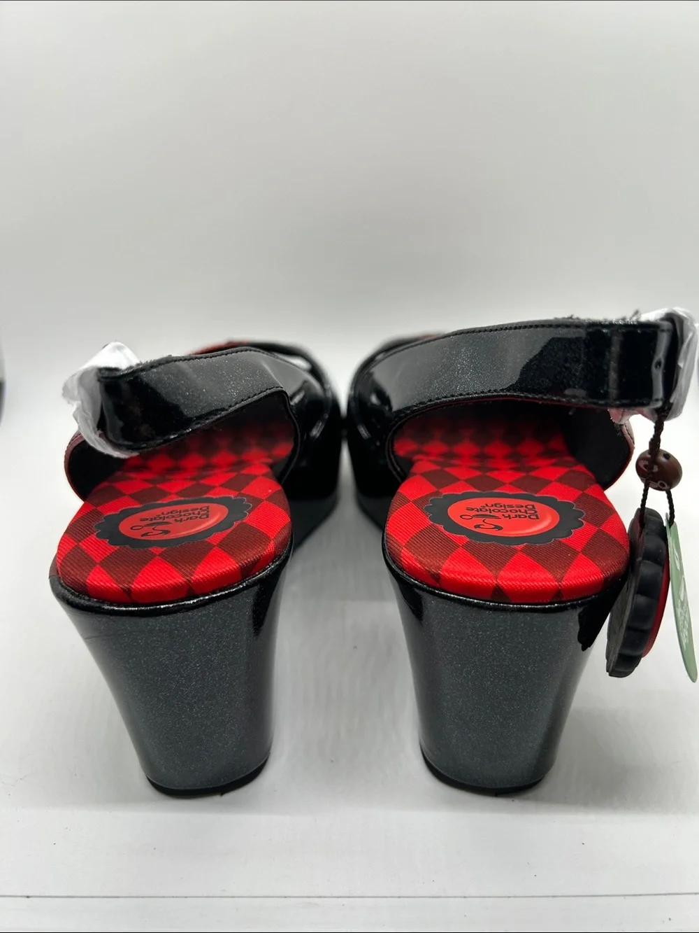 Hot Chocolate Design NWT Scarlet Black/Red Wedge Heel Slingback Shoes *Sz 8* 🌹🌹
